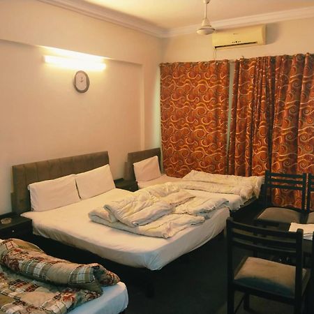 Shahzad Hotel Rawalpindi Exterior foto
