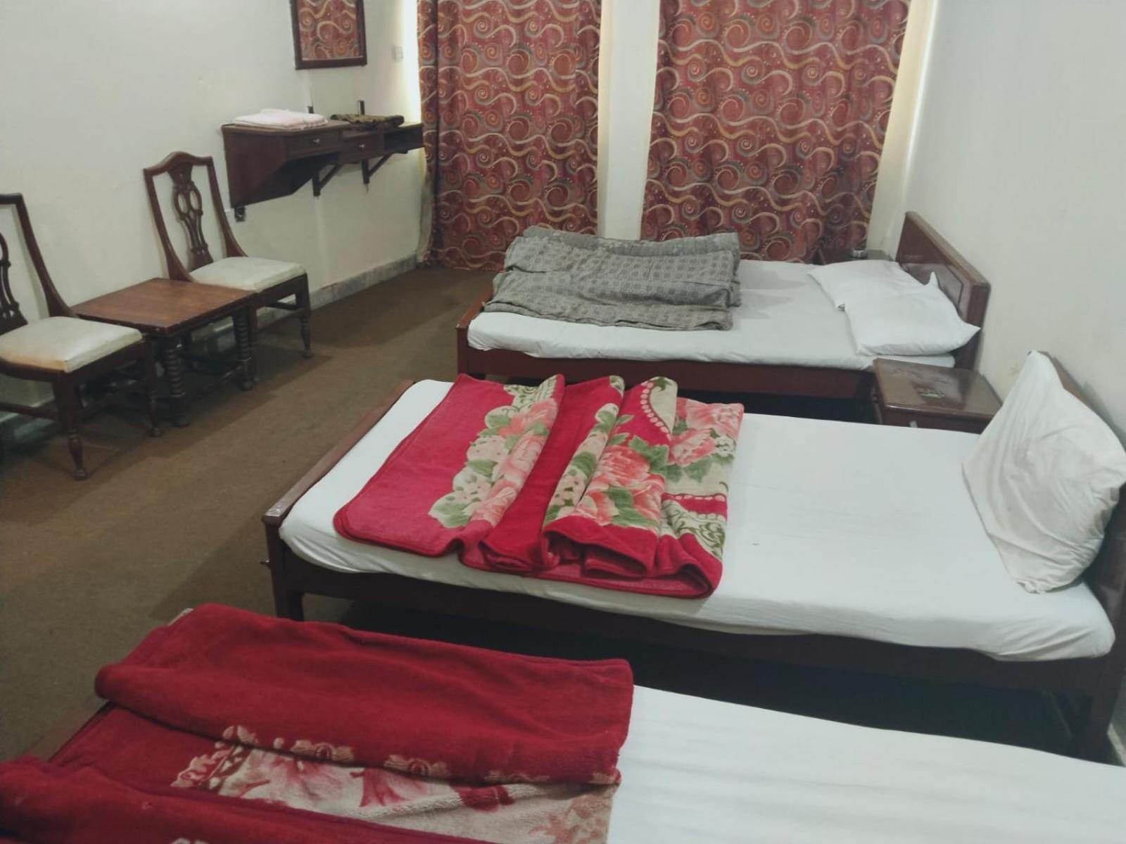 Shahzad Hotel Rawalpindi Exterior foto